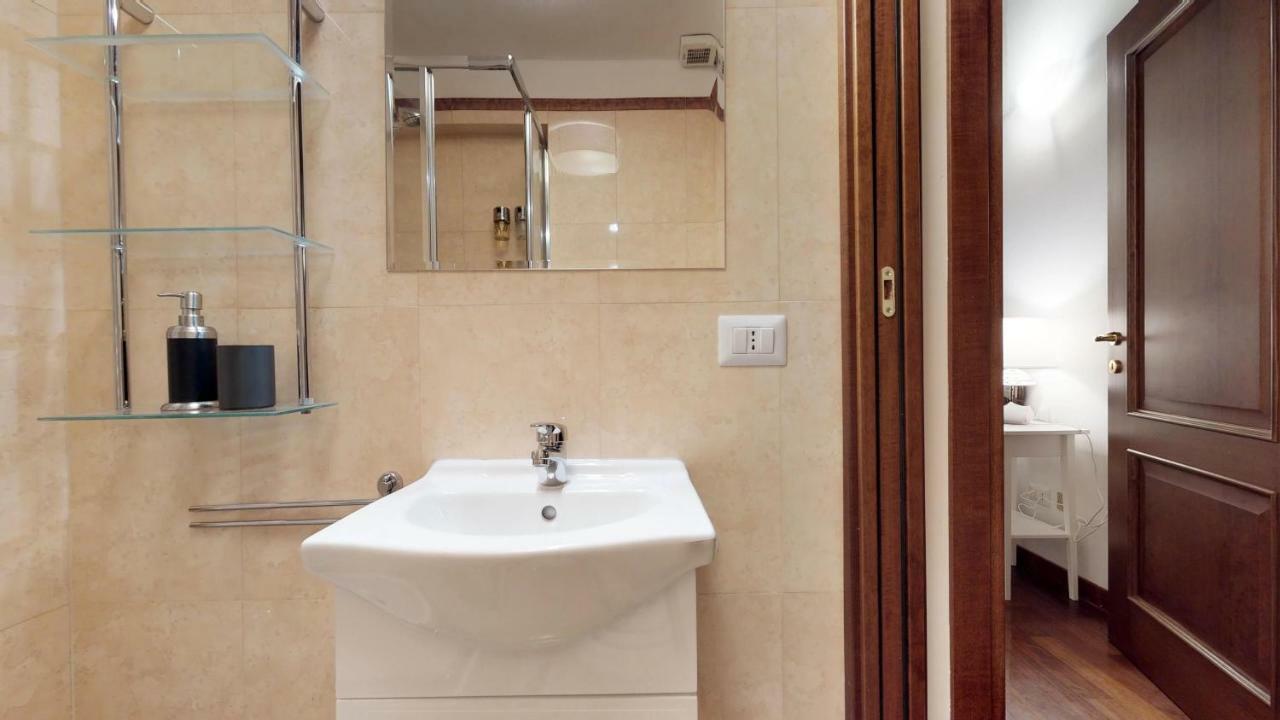 Hemeras Boutique Homes - Design Flat In Milan Fashion District ภายนอก รูปภาพ